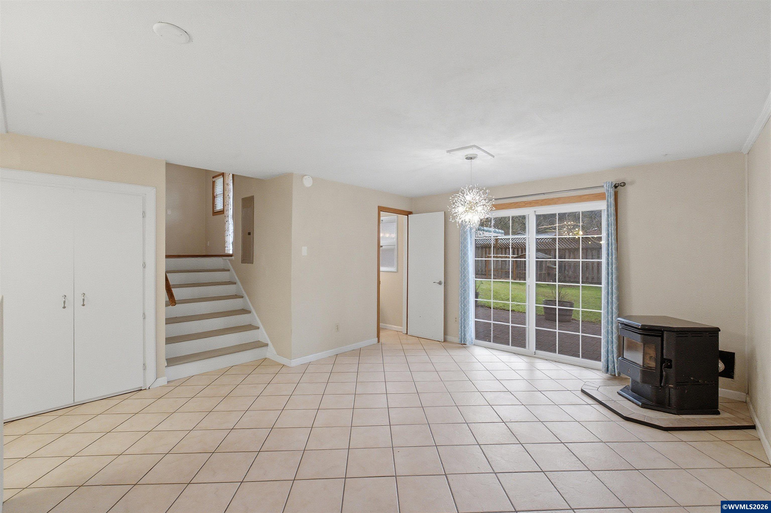 1115 NW Green Acres Lp