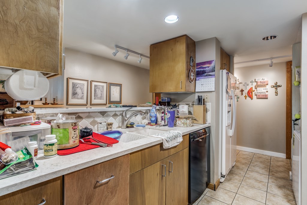 1012 Guadalupe St 5
