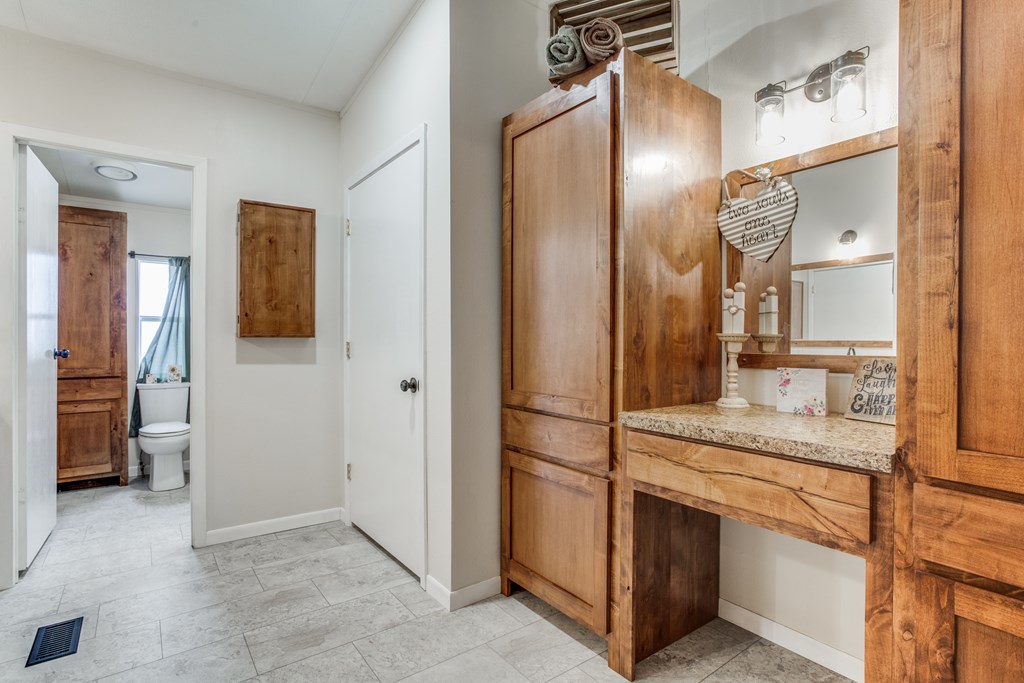 166 Elm Shores Dr 1A