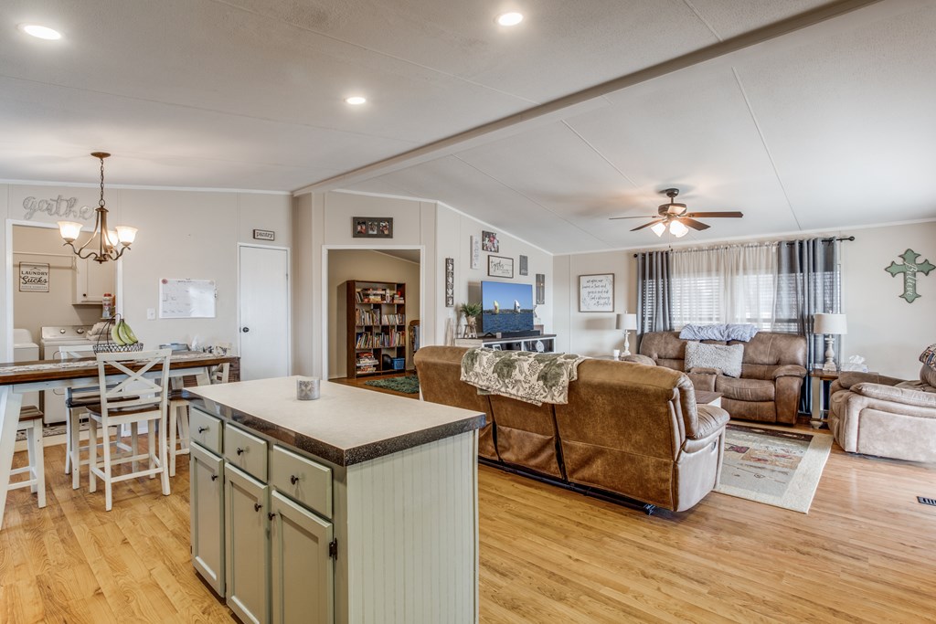 166 Elm Shores Dr 1A