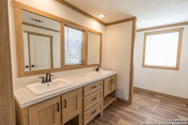 1555 Enchanted River Dr 73