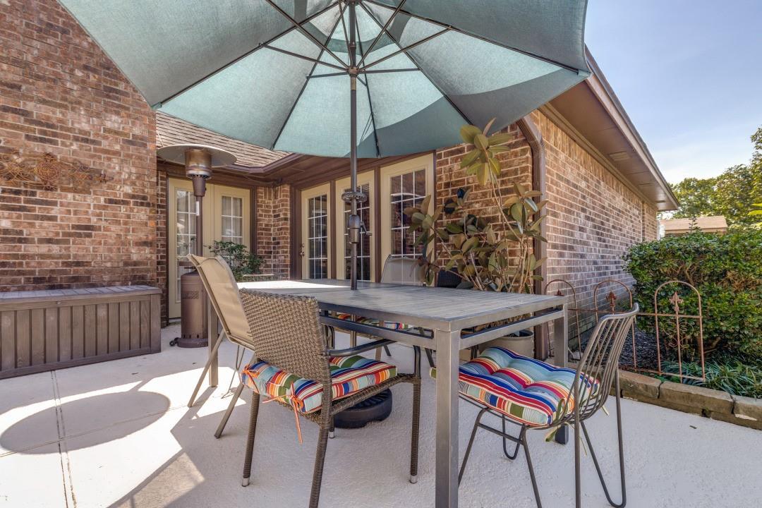 506 Red Bud Lane, Baytown