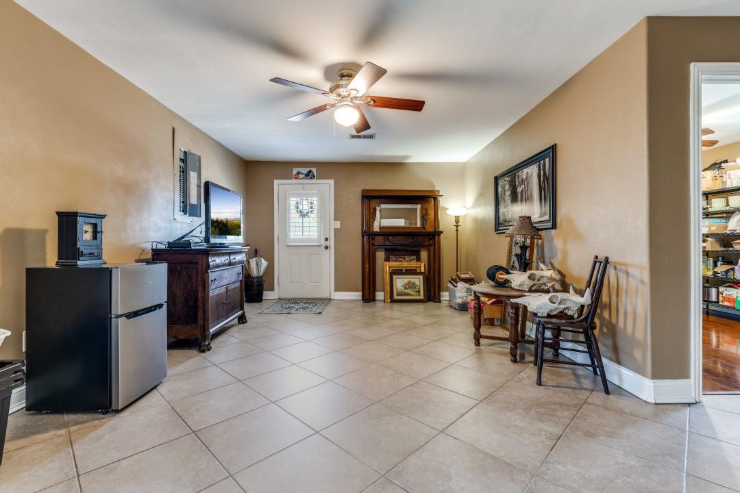 506 Red Bud Lane, Baytown