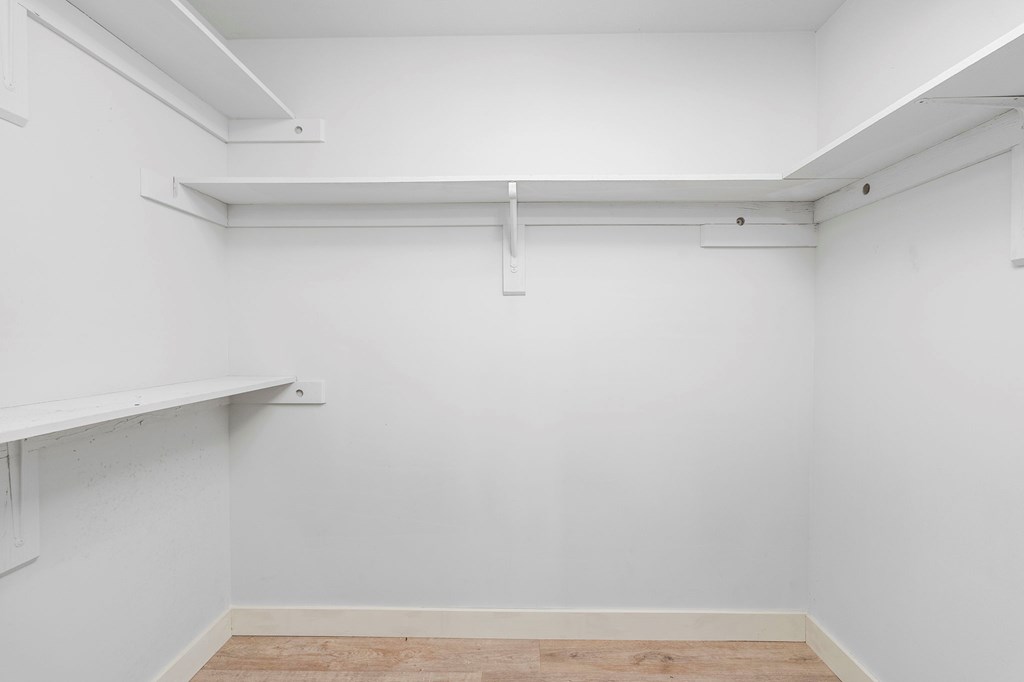 146 Ten West Dr 17