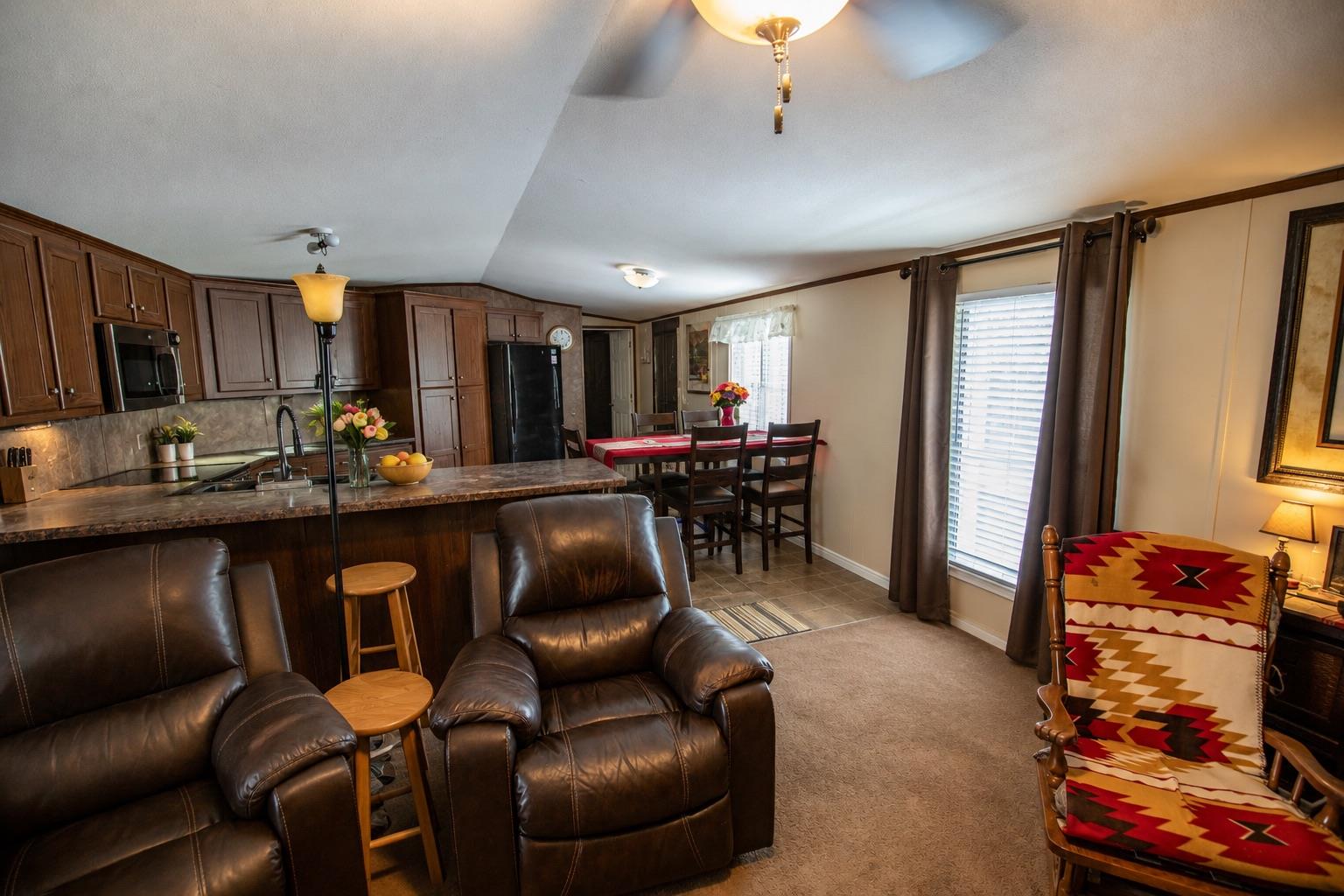 9393 Us Highway 87 E