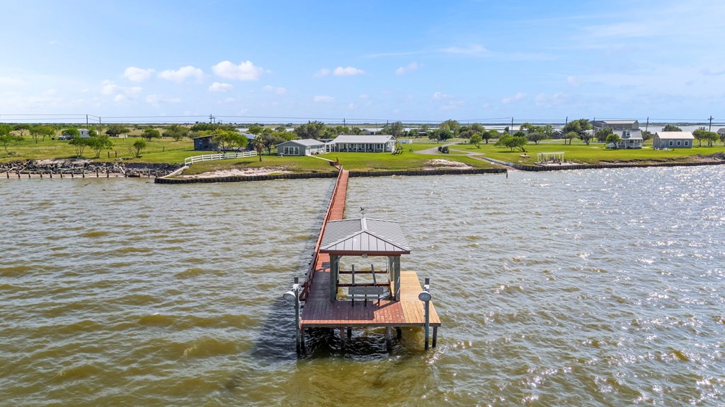 620 Egery Island Rd 1