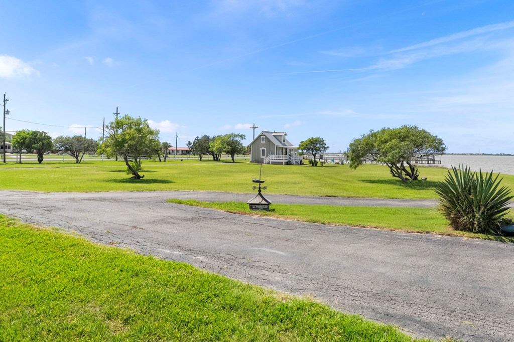 620 Egery Island Rd 1