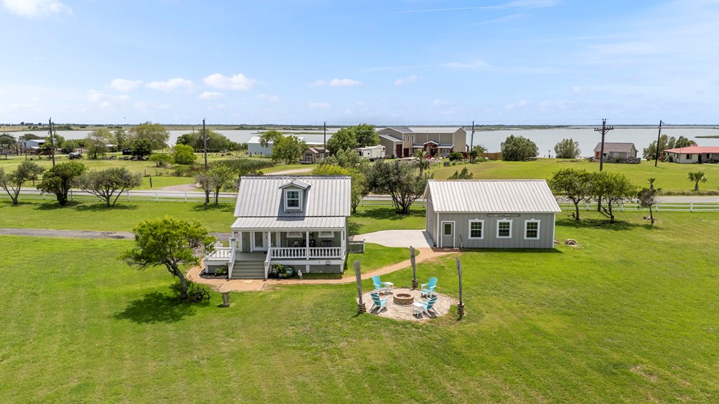 620 Egery Island Rd 1