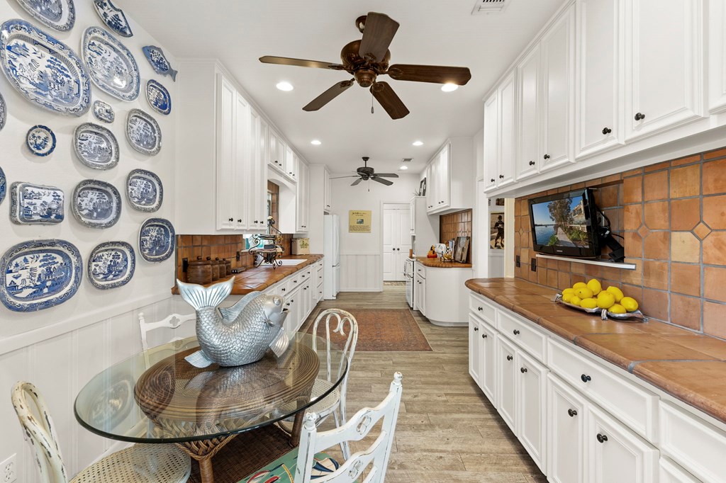 620 Egery Island Rd 1