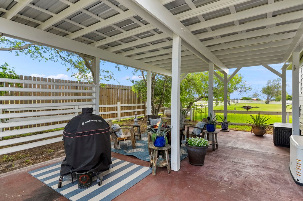 620 Egery Island Rd 1