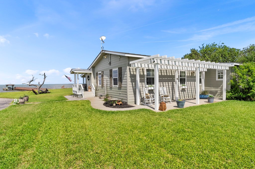 620 Egery Island Rd 1