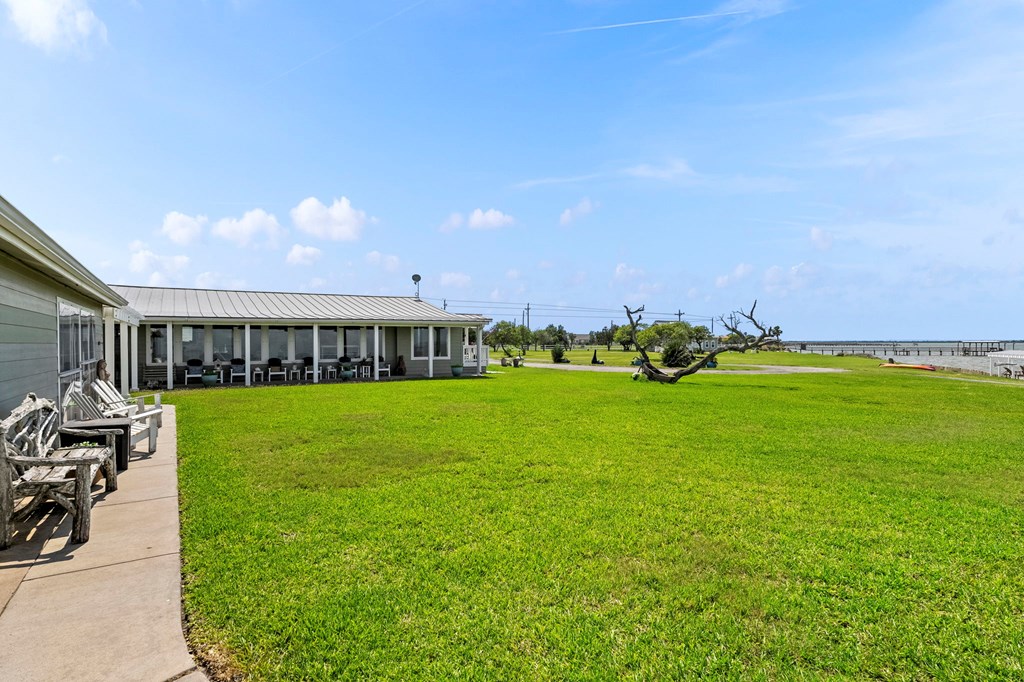 620 Egery Island Rd 1