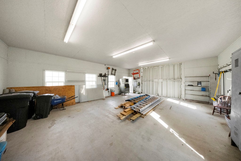 620 Egery Island Rd 1