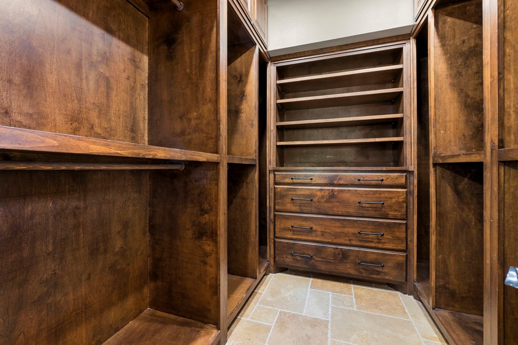 1031 Bluebell Rd 1,2&1