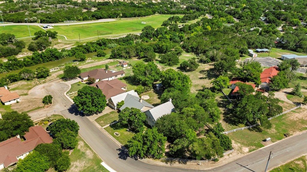 1031 Bluebell Rd 1,2&1