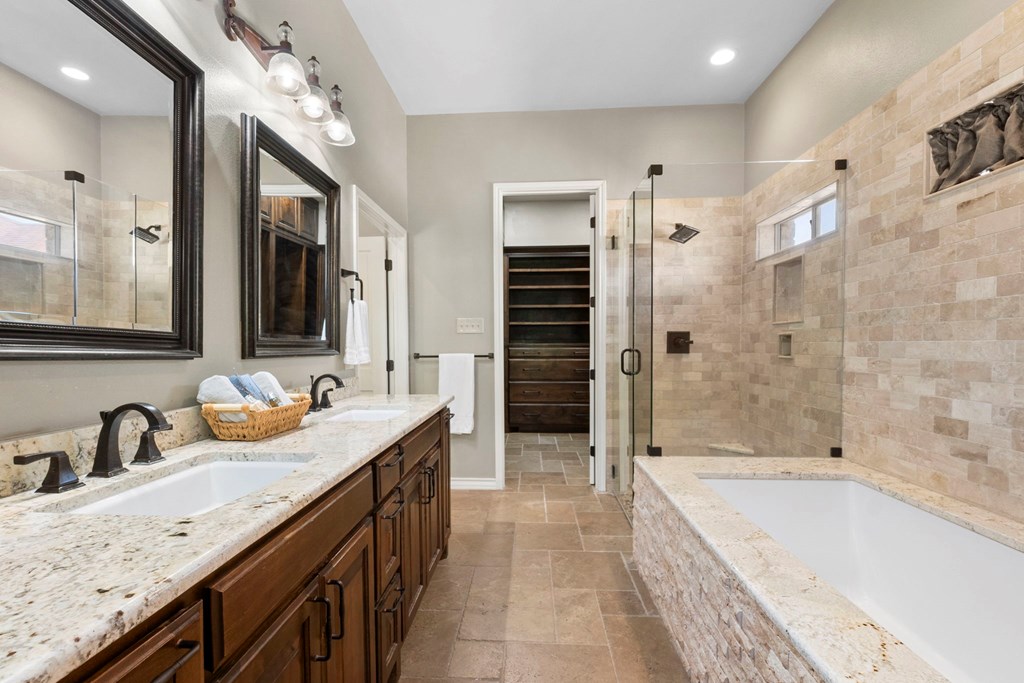 1031 Bluebell Rd 1,2&1