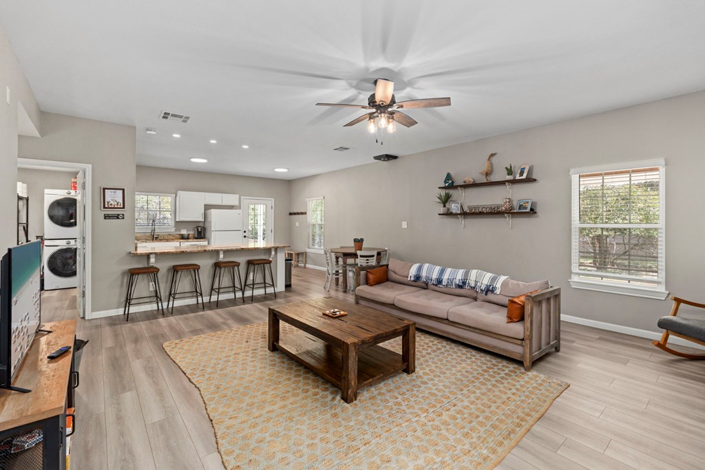 1265 Comanche Path 0
