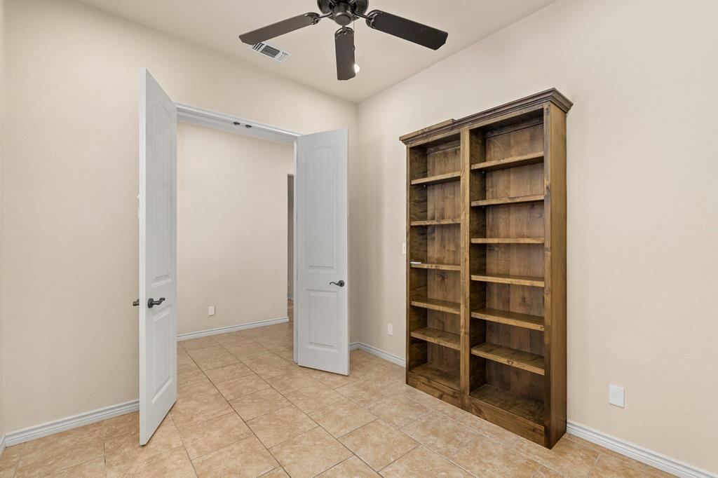 2789 Indian Wells Dr 17