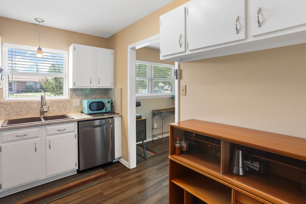115 Village Dr 15