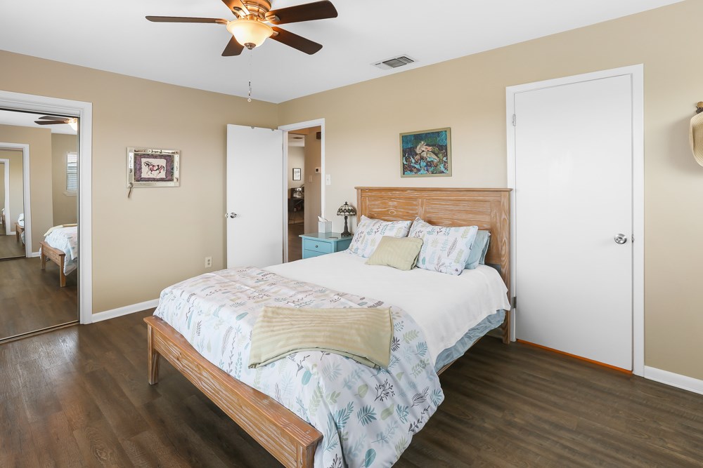 115 Village Dr 15