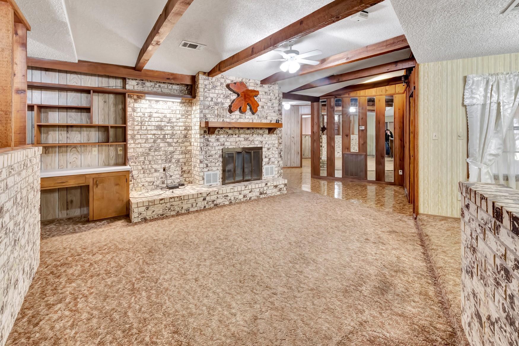 10957 N Us Highway 77