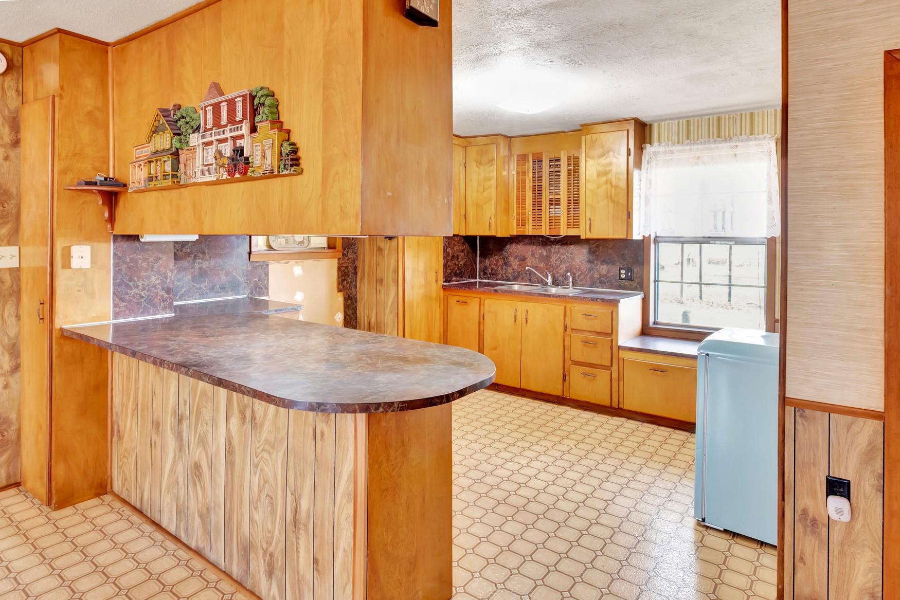 10957 N Us Highway 77