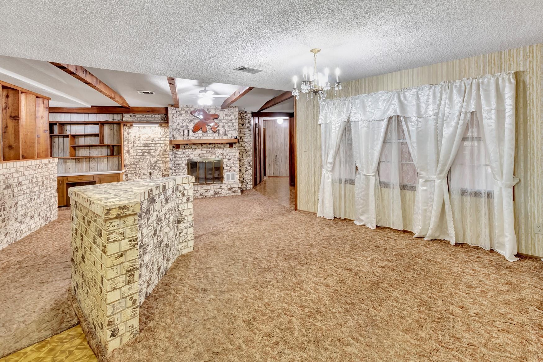 10957 N Us Highway 77