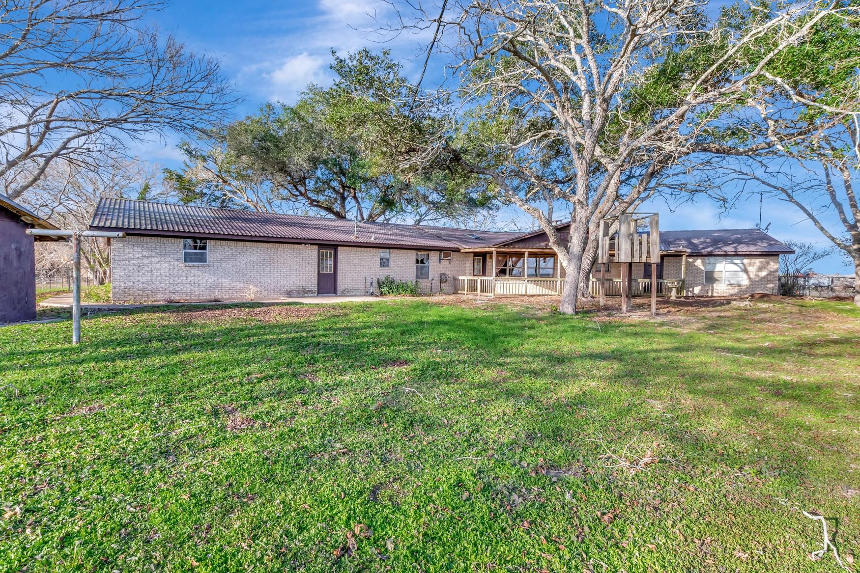 10957 N Us Highway 77