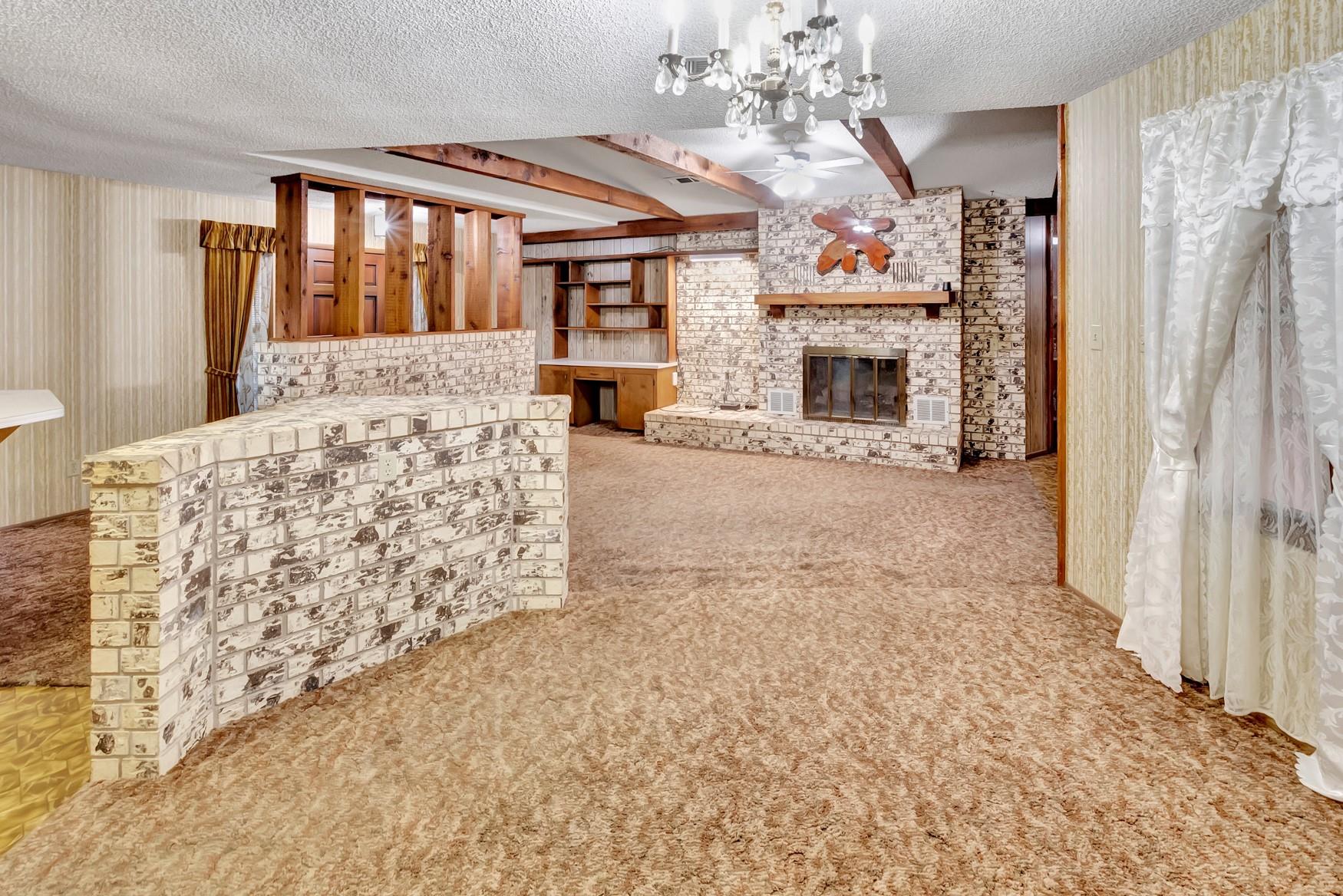 10957 N Us Highway 77