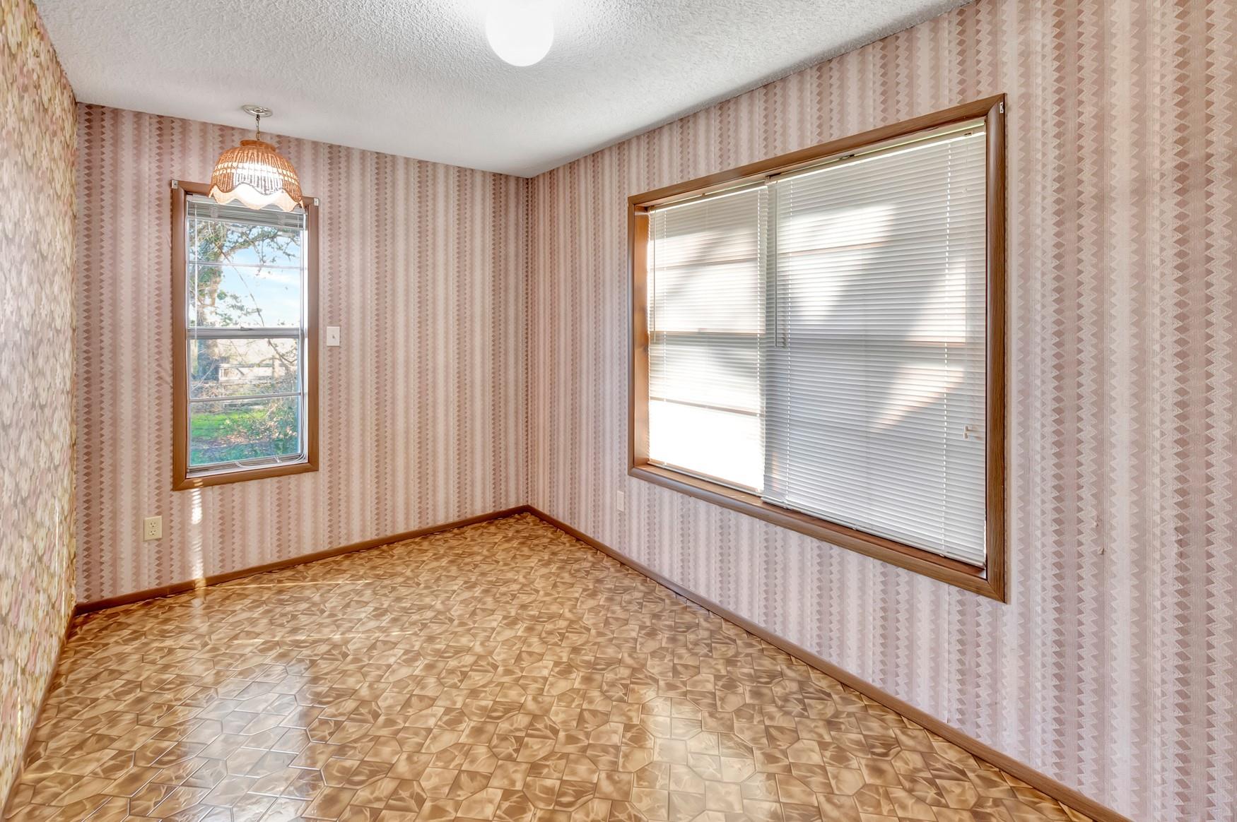 10957 N Us Highway 77