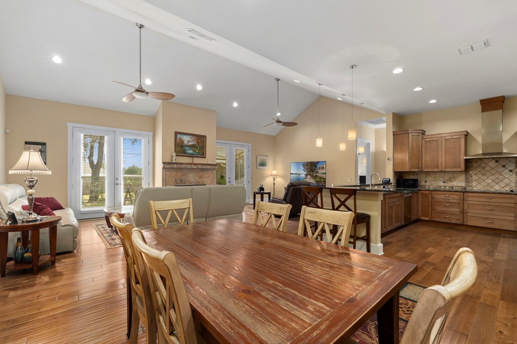 1070 Kings Ranch Road