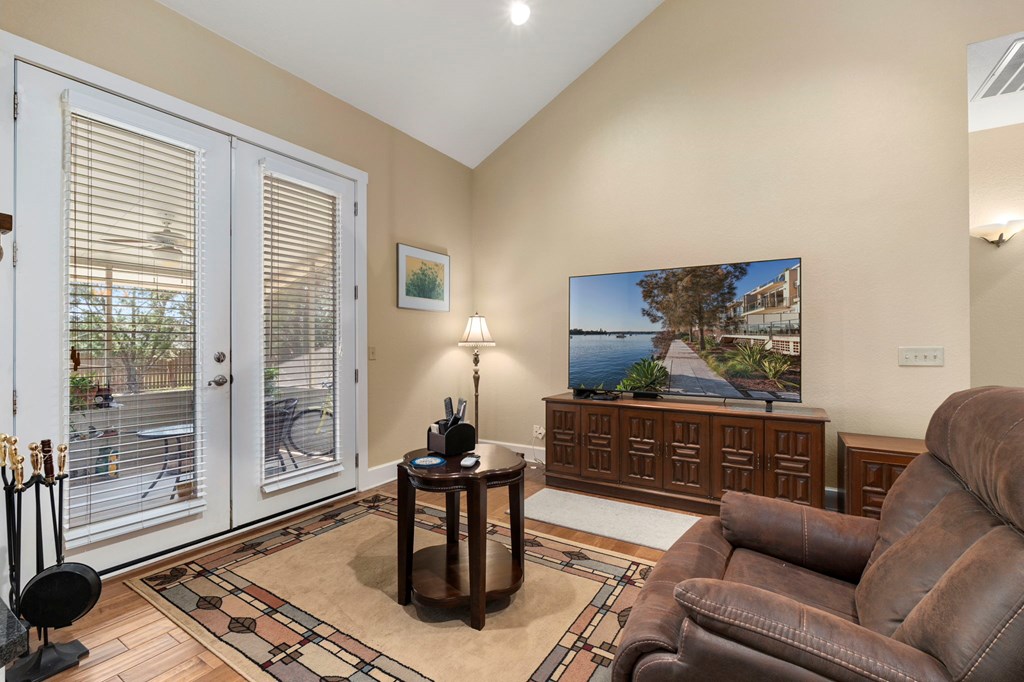 1070 Kings Ranch Road