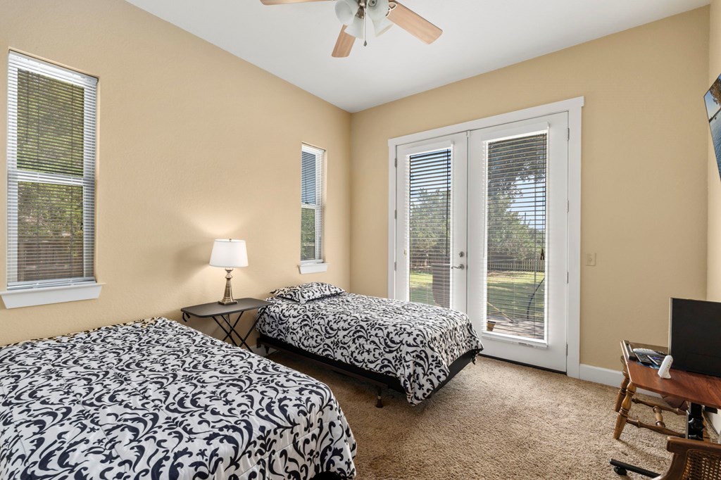 1070 Kings Ranch Road