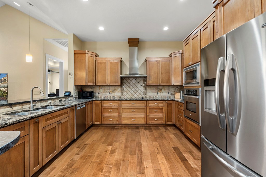 1070 Kings Ranch Road