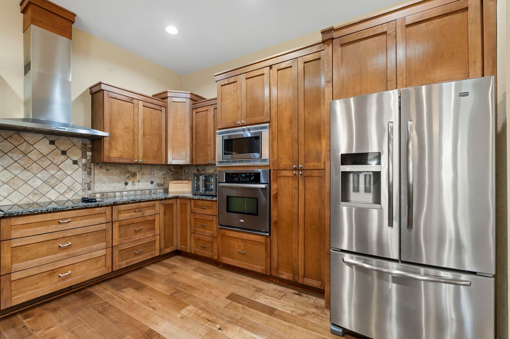 1070 Kings Ranch Road