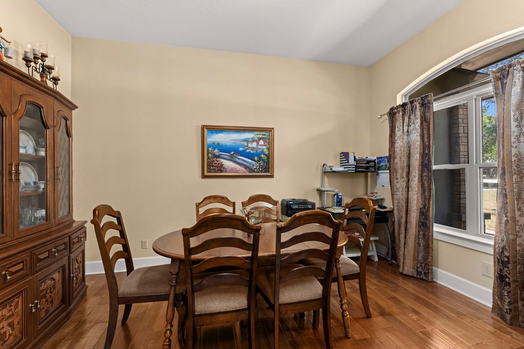 1070 Kings Ranch Road