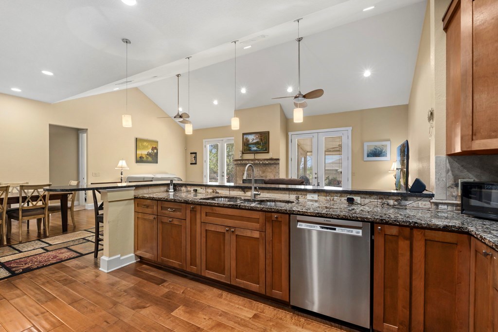 1070 Kings Ranch Road