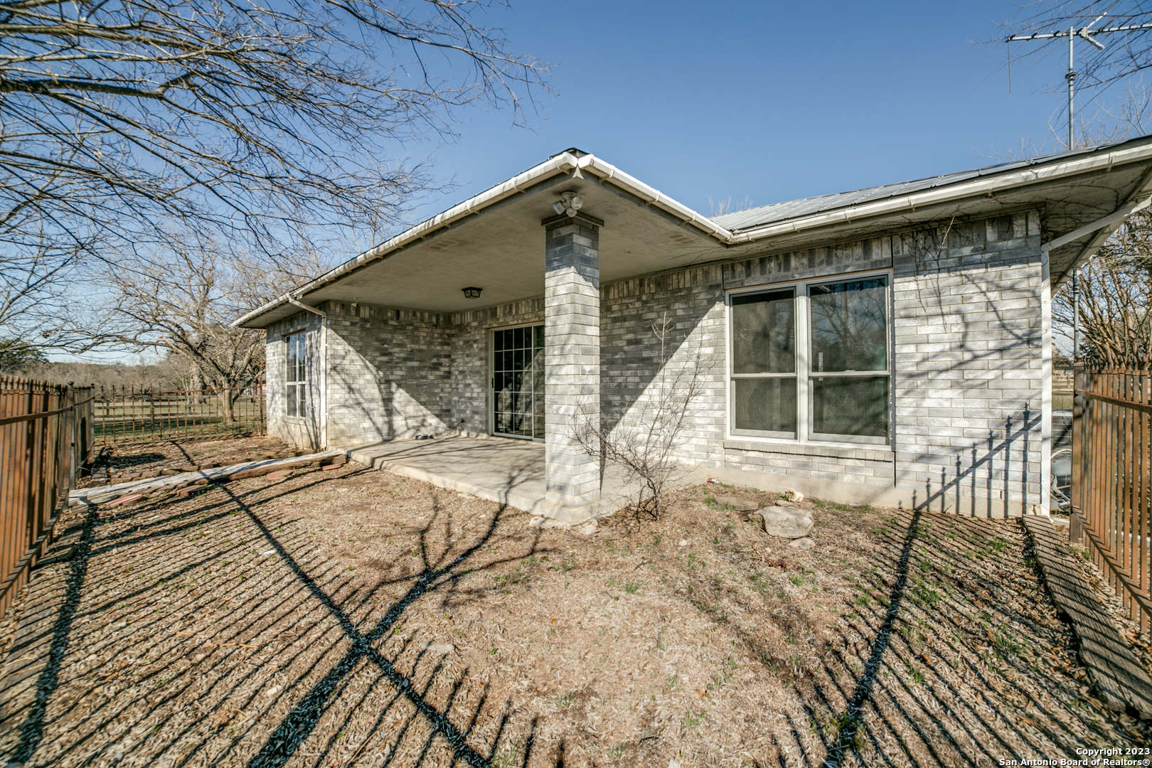 302 SAN JULIAN CREEK RD