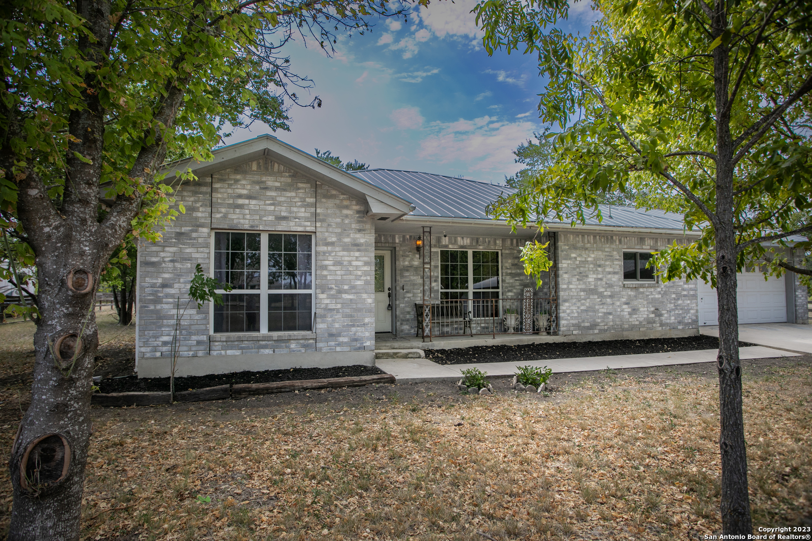 302 SAN JULIAN CREEK RD
