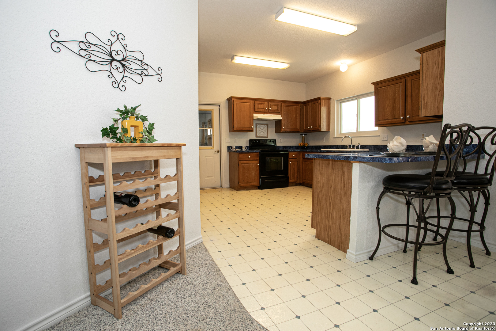 302 SAN JULIAN CREEK RD