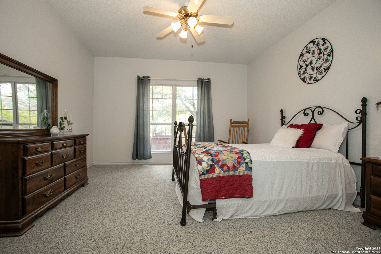 302 SAN JULIAN CREEK RD