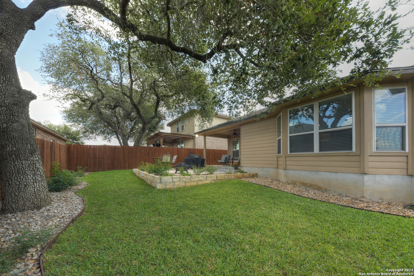 5947 AKIN PL