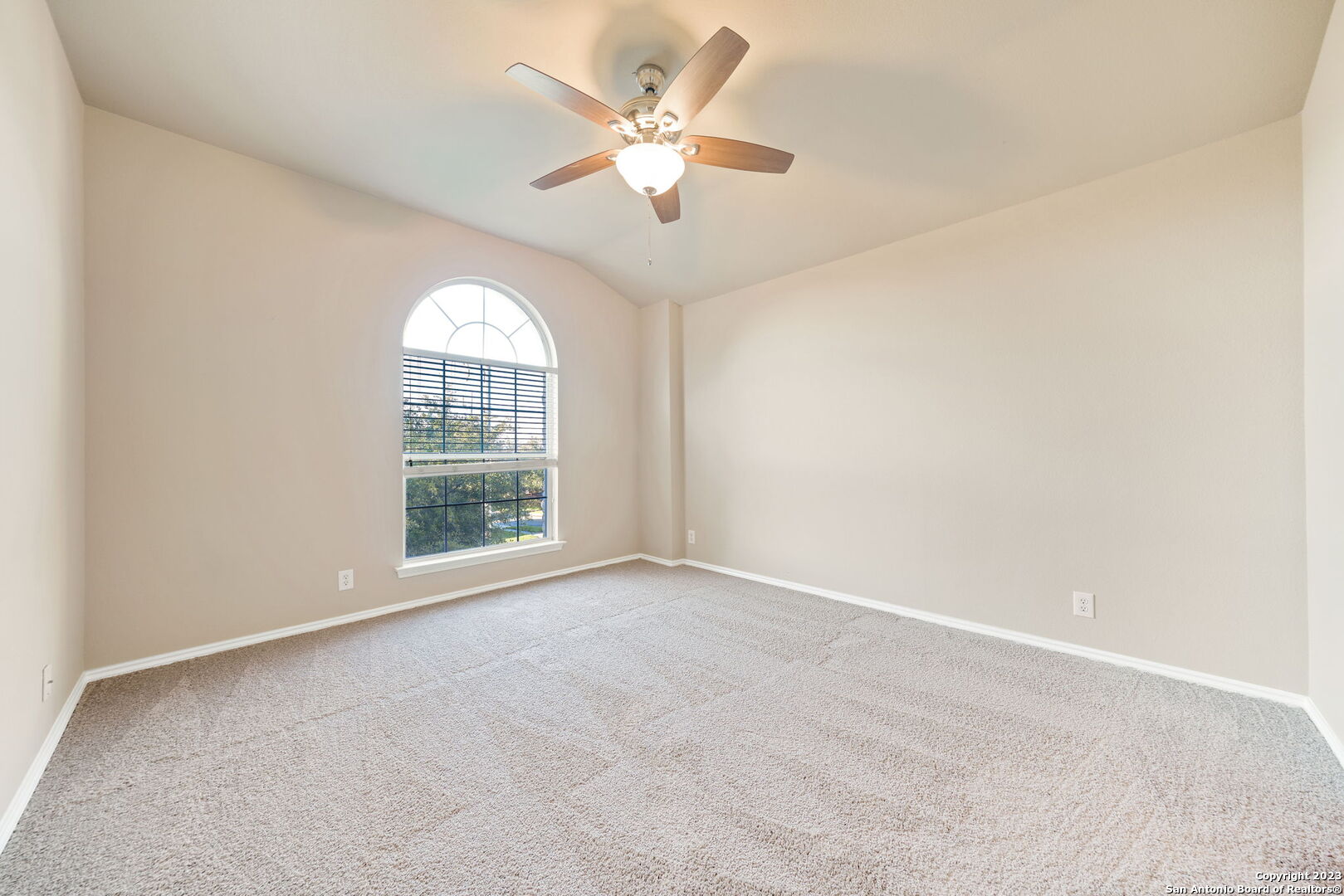 16950 DARIEN WING