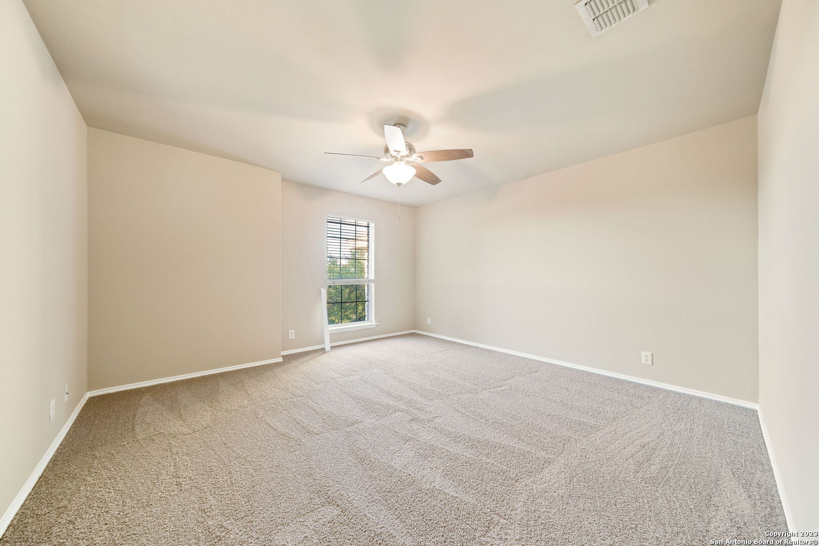 16950 DARIEN WING