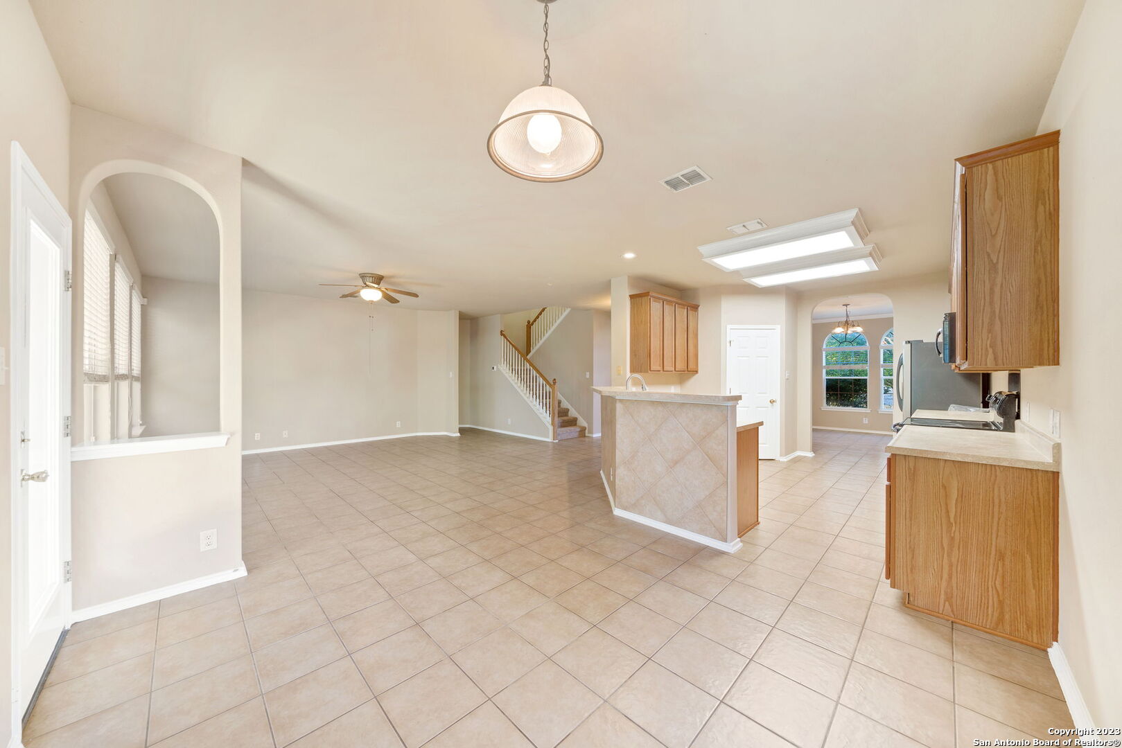 16950 DARIEN WING