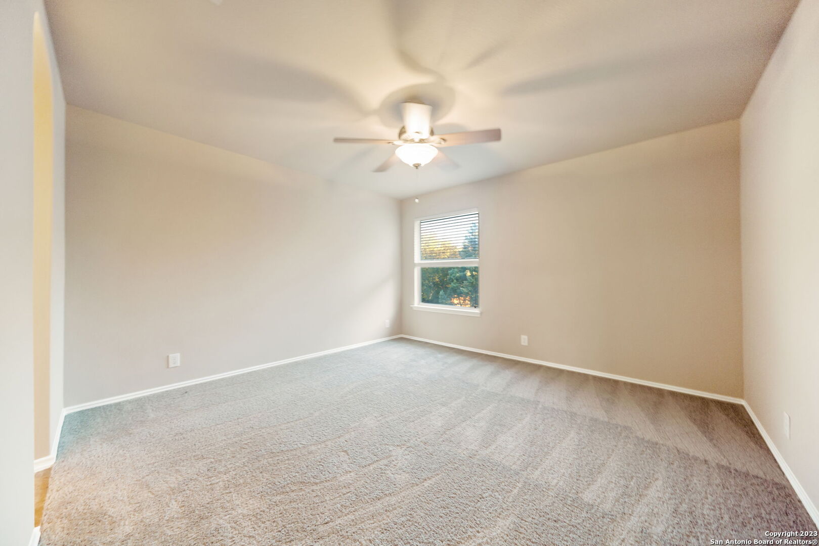 16950 DARIEN WING
