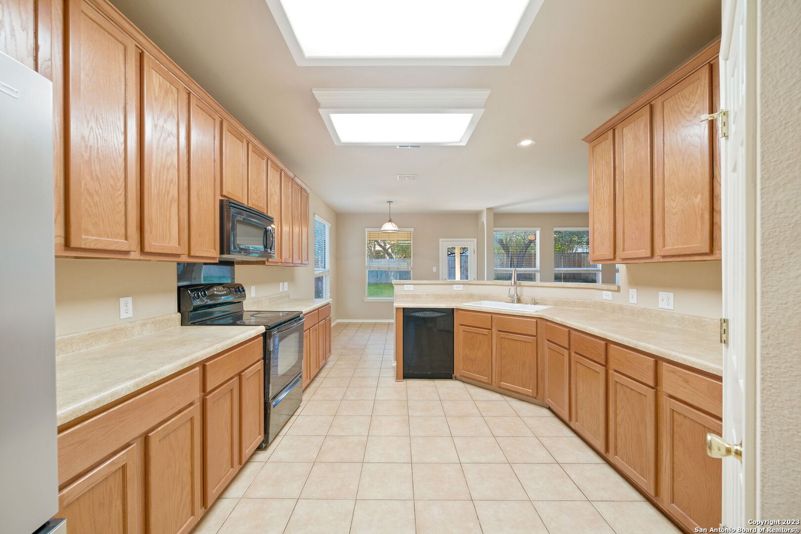16950 DARIEN WING