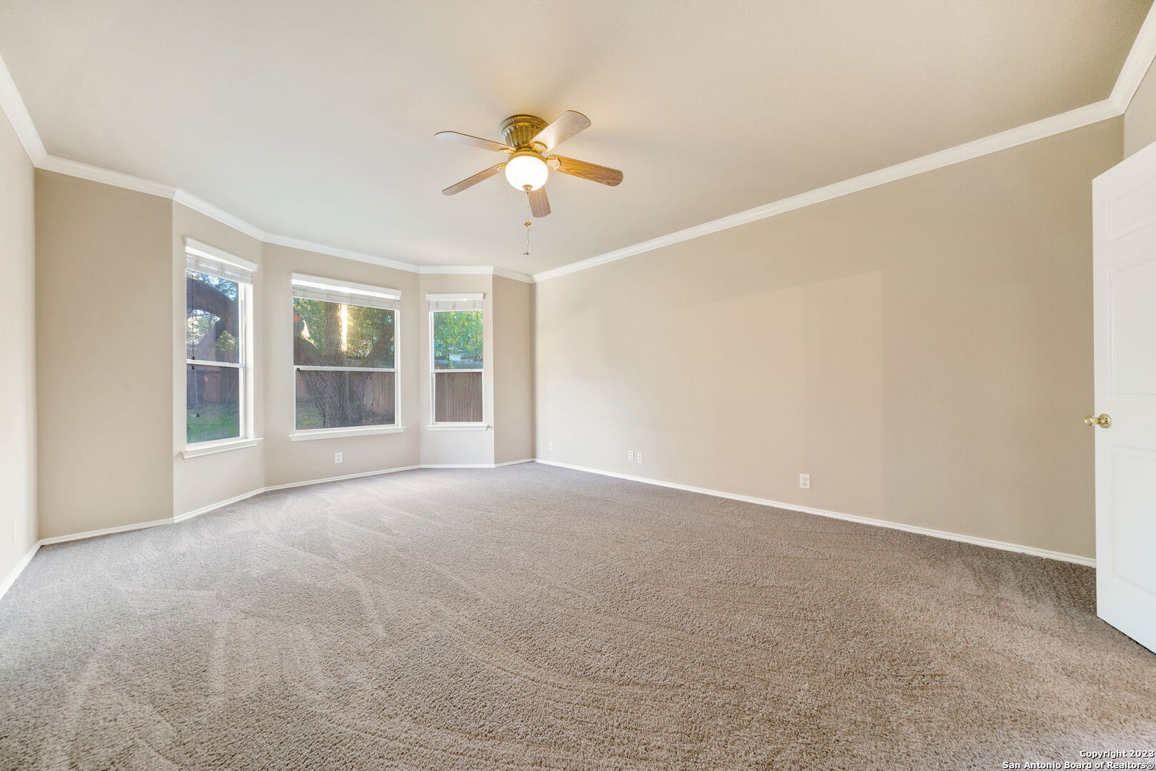 16950 DARIEN WING
