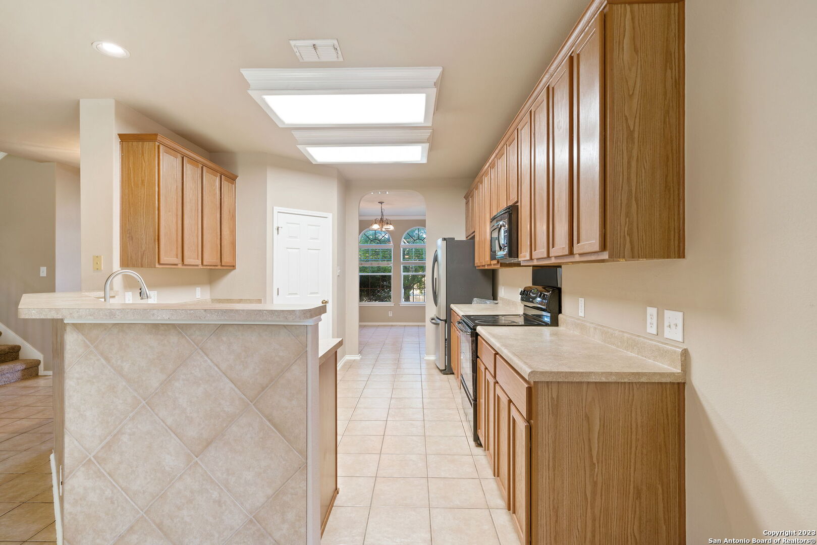16950 DARIEN WING