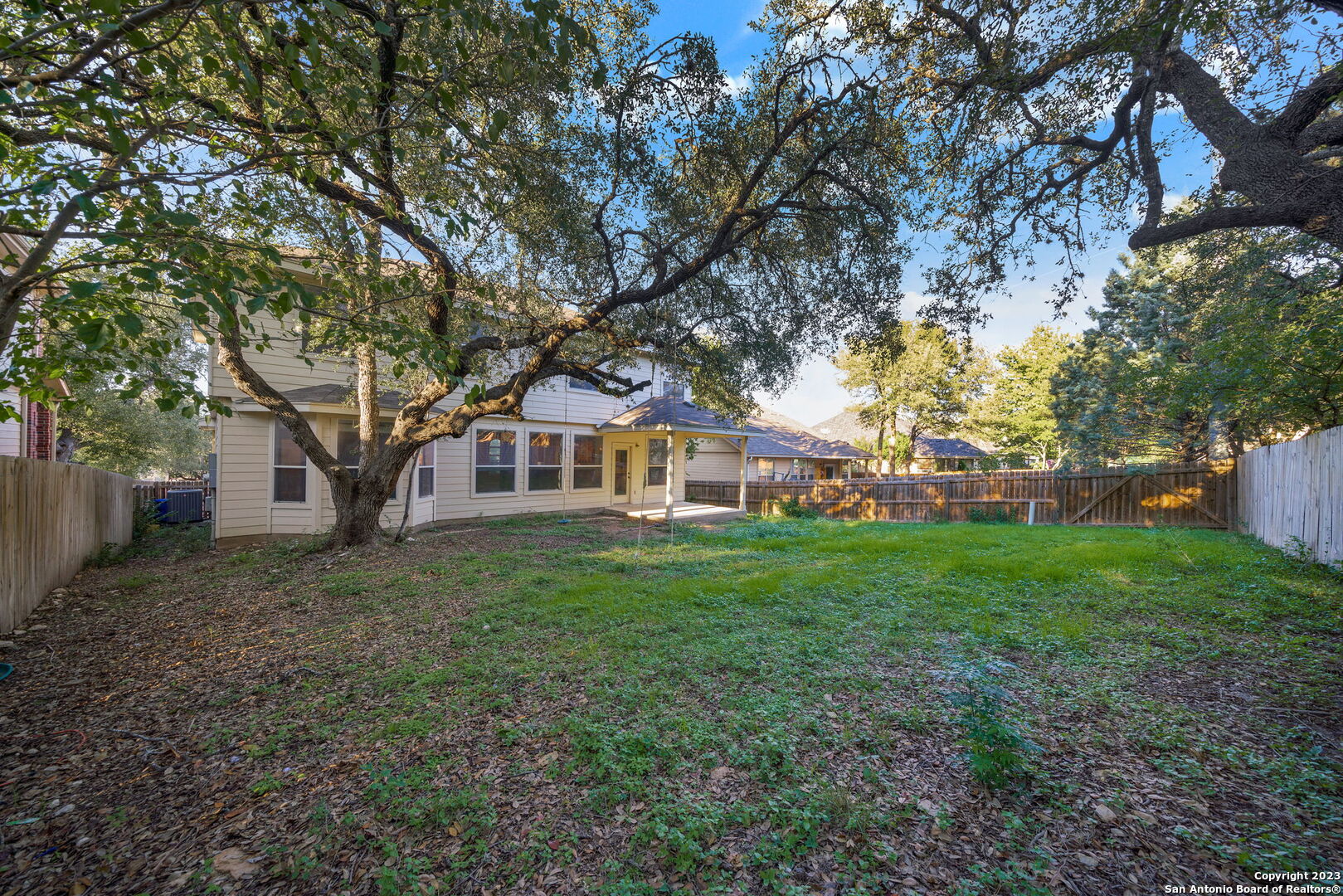 16950 DARIEN WING